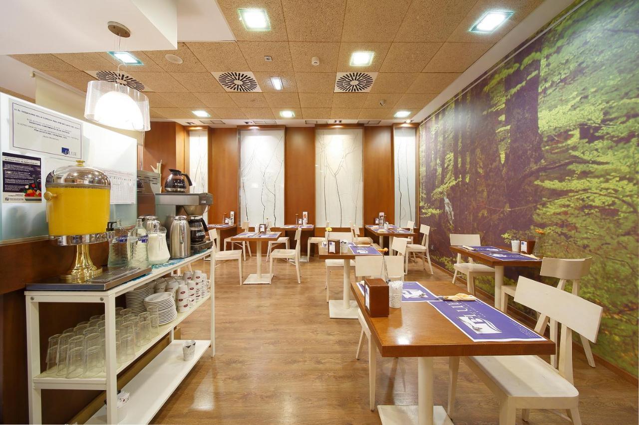 Hotel Santa Rosa, Blue Hoteles 기욘 외부 사진