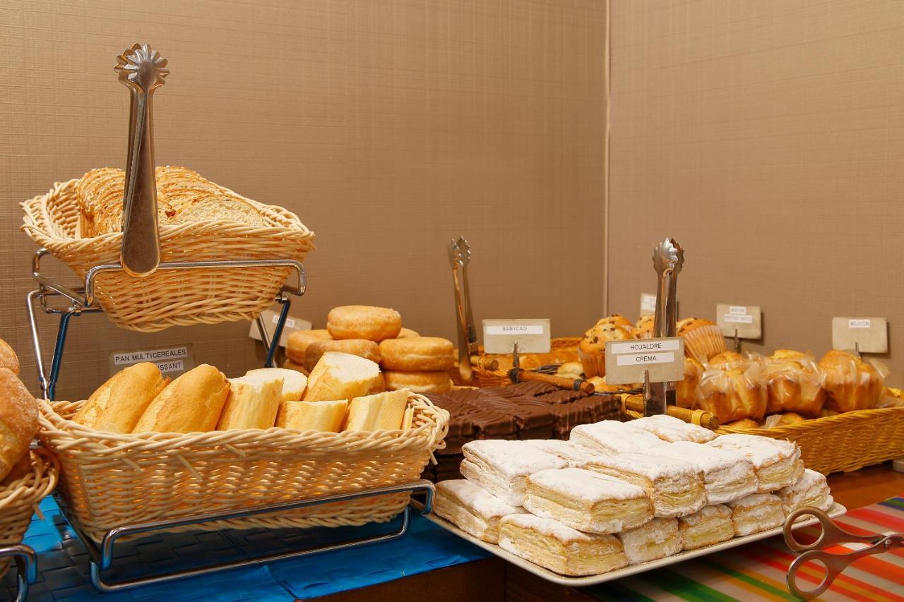 Hotel Santa Rosa, Blue Hoteles 기욘 외부 사진